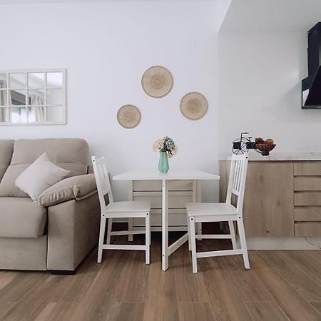 Apartamento Nuevo Centrico Con Aparcamiento Privado Incluido アルカラ・デ・グアダイラ エクステリア 写真