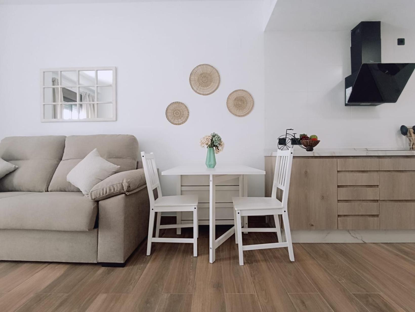 Apartamento Nuevo Centrico Con Aparcamiento Privado Incluido アルカラ・デ・グアダイラ エクステリア 写真